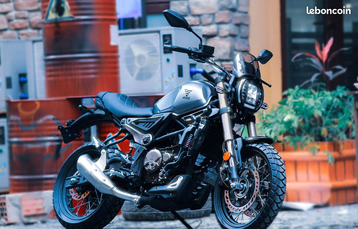 OFFRE SPECIALE VOGE 300 ACX NEUVE clés en main
