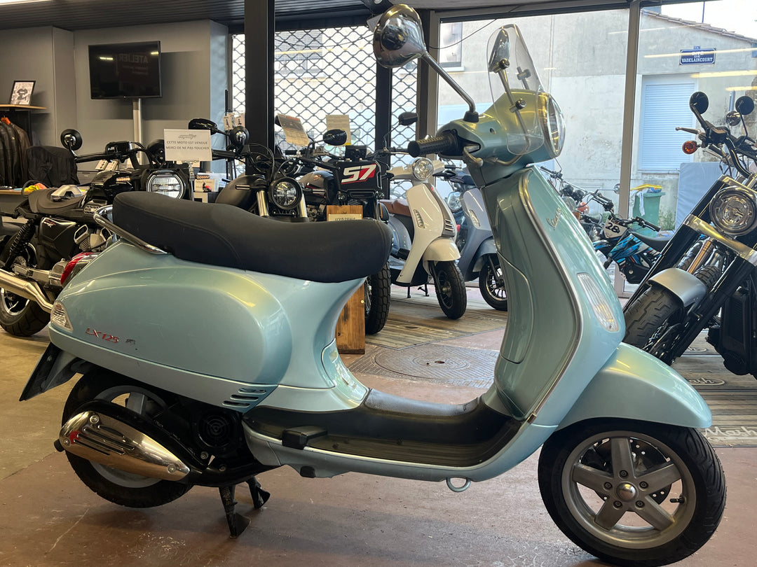 VESPA LX 125