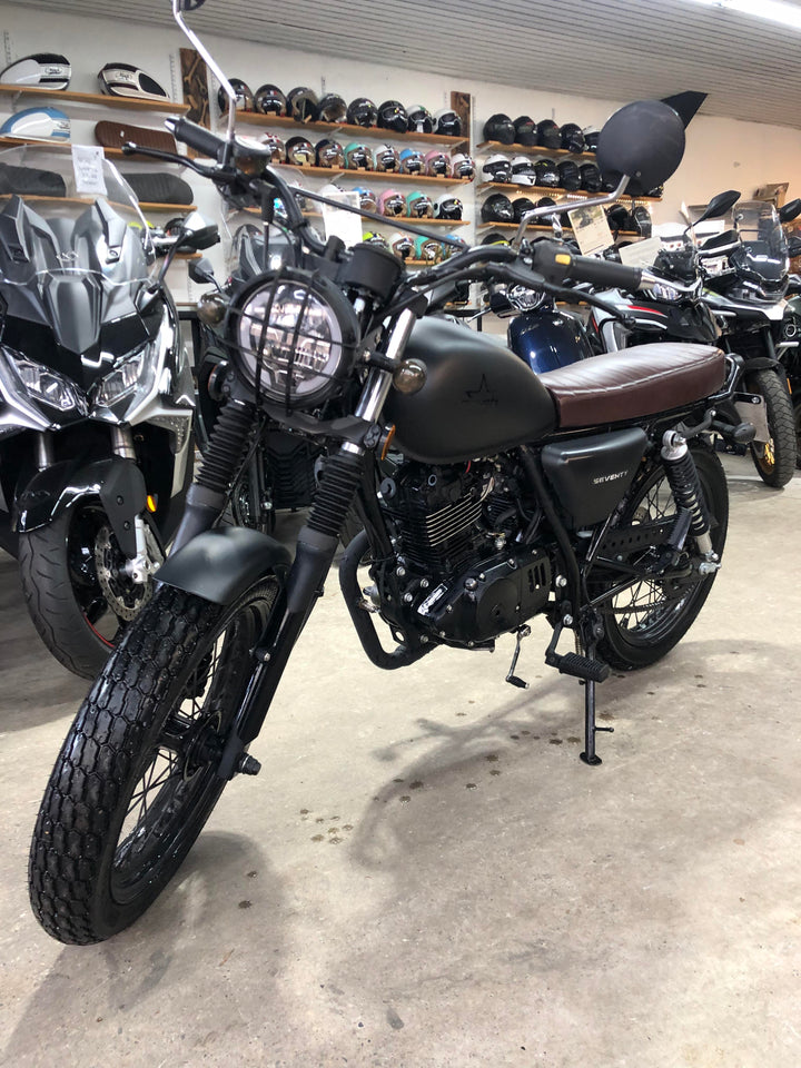 MASH NEW SEVENTY BLACK 125CC