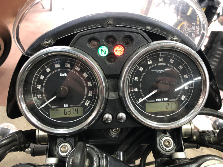 MOTO GUZZI V7 RACER