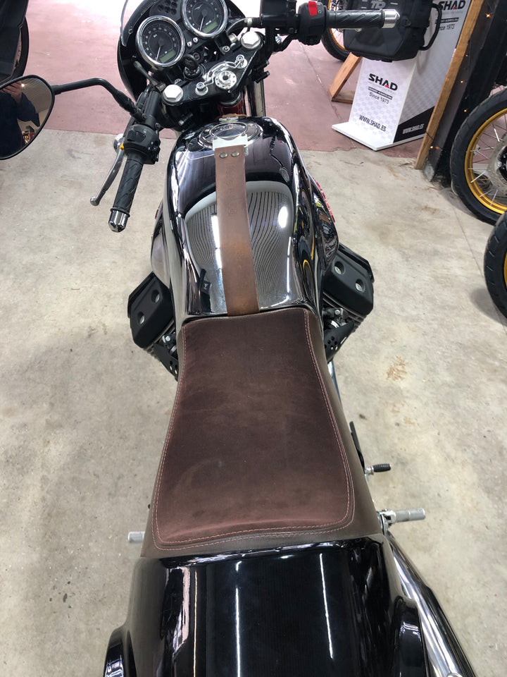 MOTO GUZZI V7 RACER