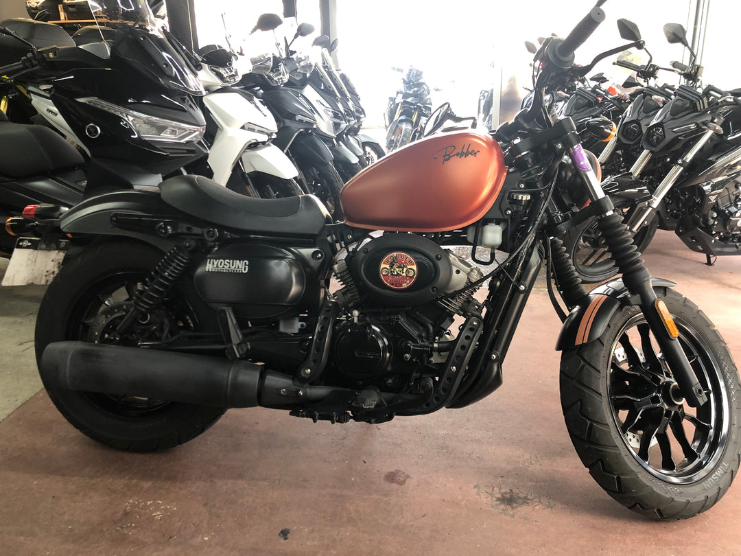 HYOSUNG GV 125 BOBBER